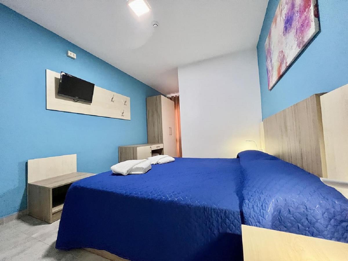 Hotel Old River Lignano Sabbiadoro Kültér fotó